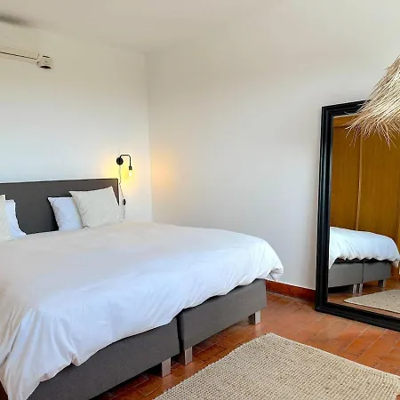 빌라 Casa Do Alto *